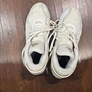 Adidas Don issue #2 “Cloud White” Used